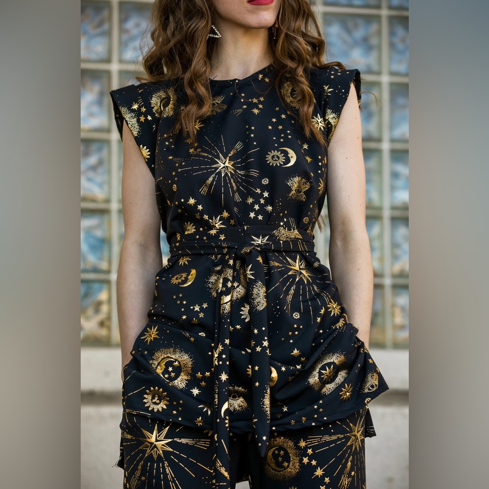 Boho Celestia tunic! Black and Gold S